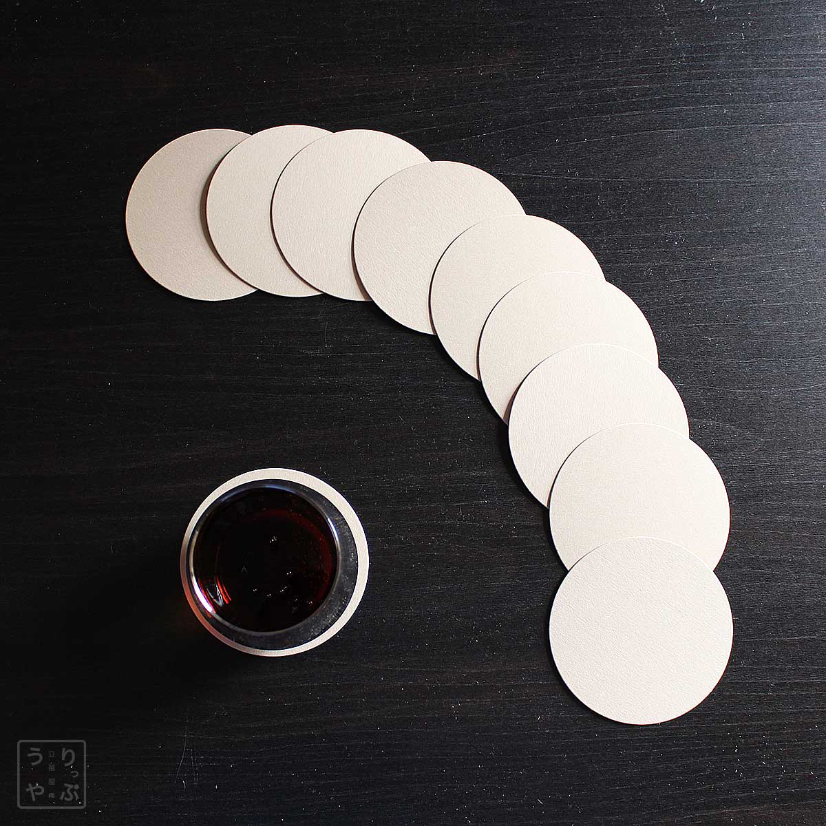 紙製コースター ブラウン 丸型 9cm径 1mm厚 10枚 上から